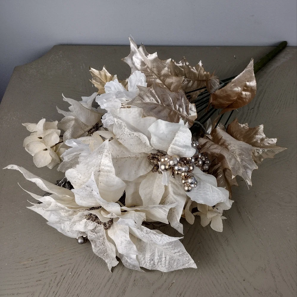 Elegant Cream and Gold Floral Arrangement